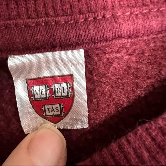 Harvard H&M Crimson Crewneck Sweatshirt Sz S Varsity Collegiate Logo Pullover - Picture 4 of 7